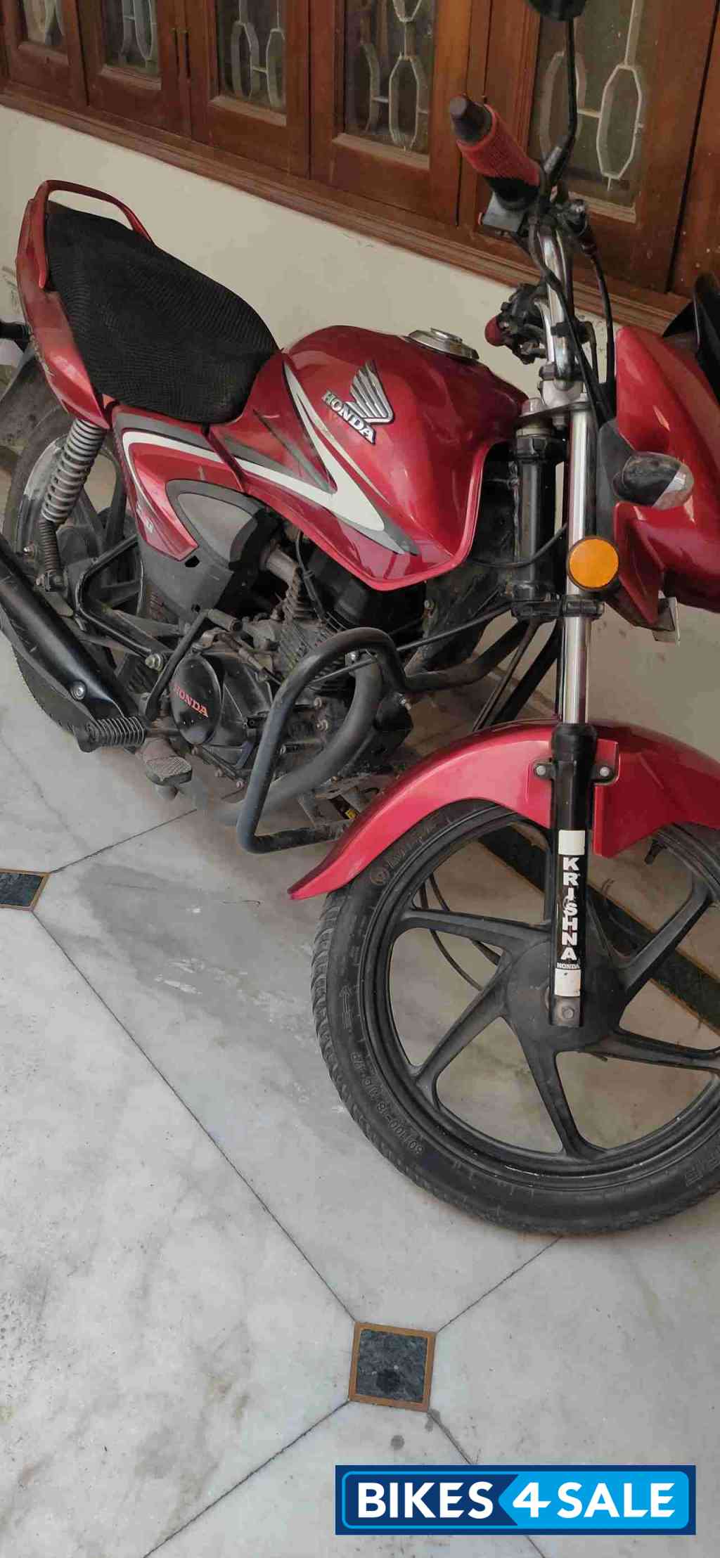 Cherry Red Honda CB Shine