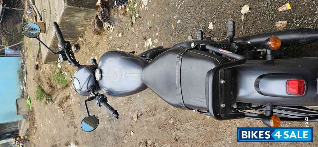 Midnight Grey Jawa Midnight Grey