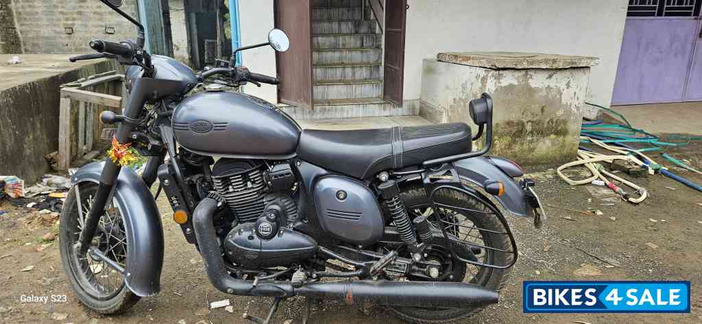 Midnight Grey Jawa Midnight Grey