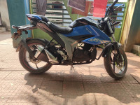 Blue Suzuki Gixxer BS6