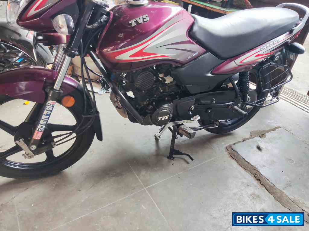 TVS Sport BS6