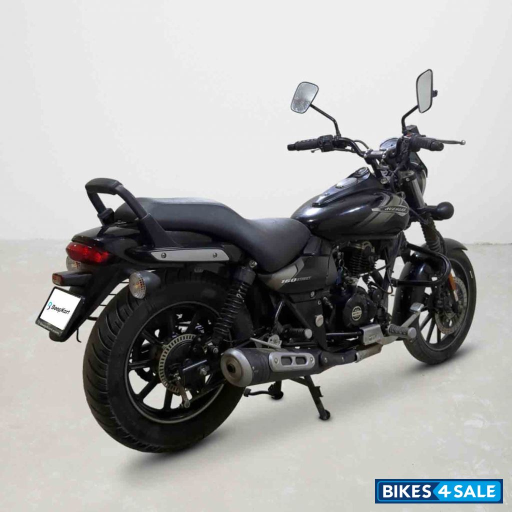 Bajaj Avenger Street 160
