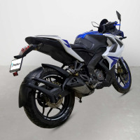 Bajaj Pulsar RS 200
