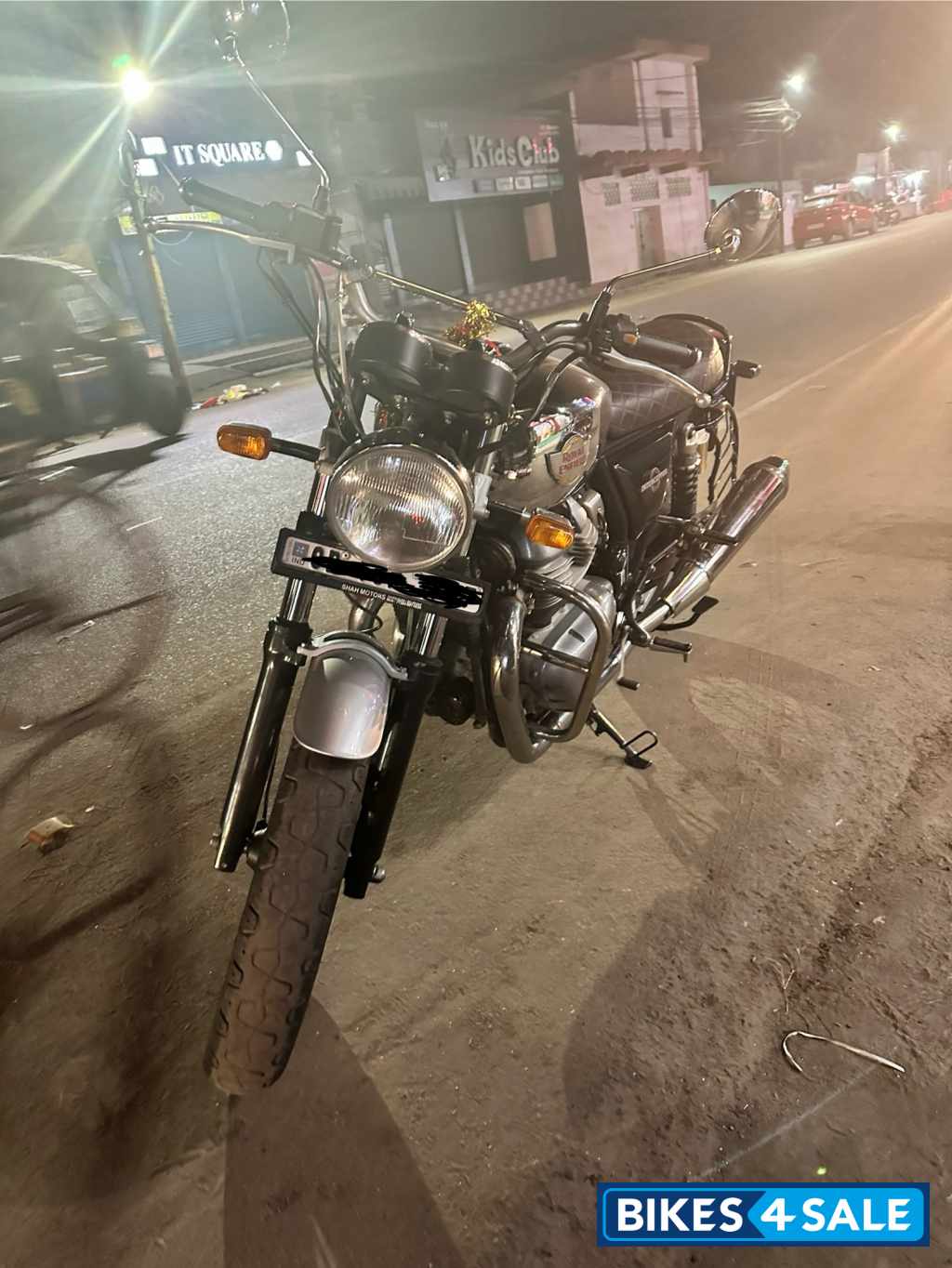 Chrome Royal Enfield Interceptor 650 Twin