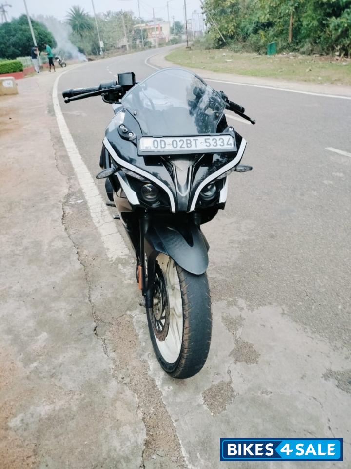Bajaj Pulsar RS 200 BS6