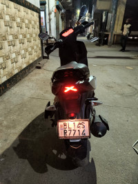 Grey Aprilia SR 160 Race ABS