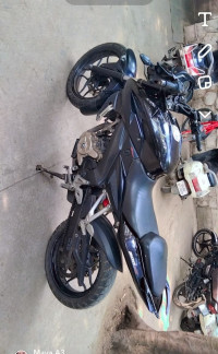 Charry Black Bajaj Pulsar NS200