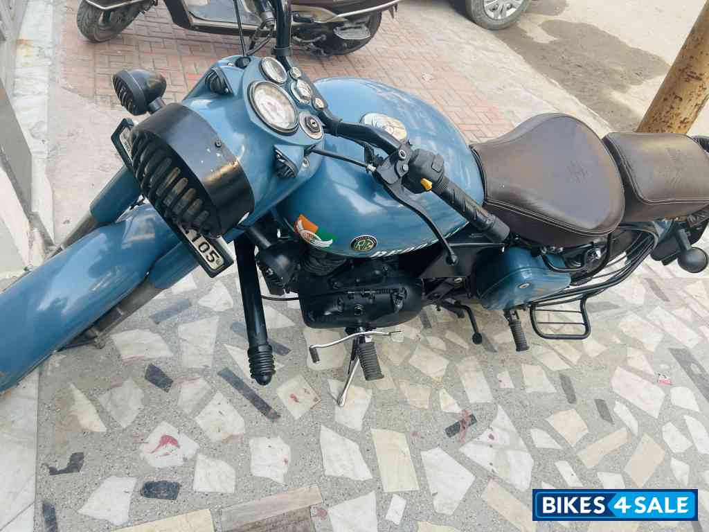 Blue Royal Enfield Classic Signals Airborne Blue