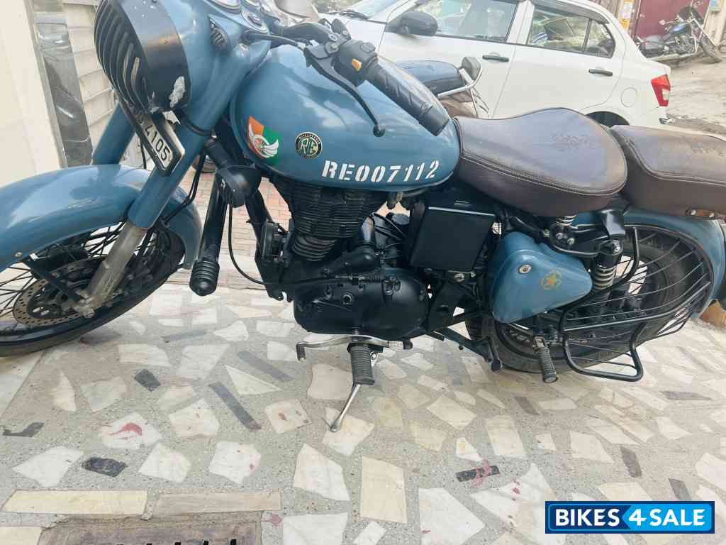 Blue Royal Enfield Classic Signals Airborne Blue