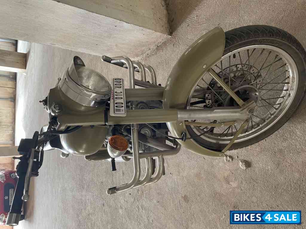 Royal Enfield Classic Desert Storm