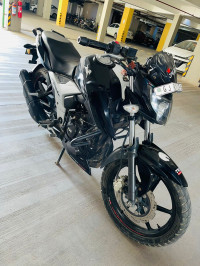 Black TVS Apache RTR 160 4V