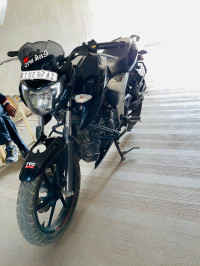 Black TVS Apache RTR 160 4V
