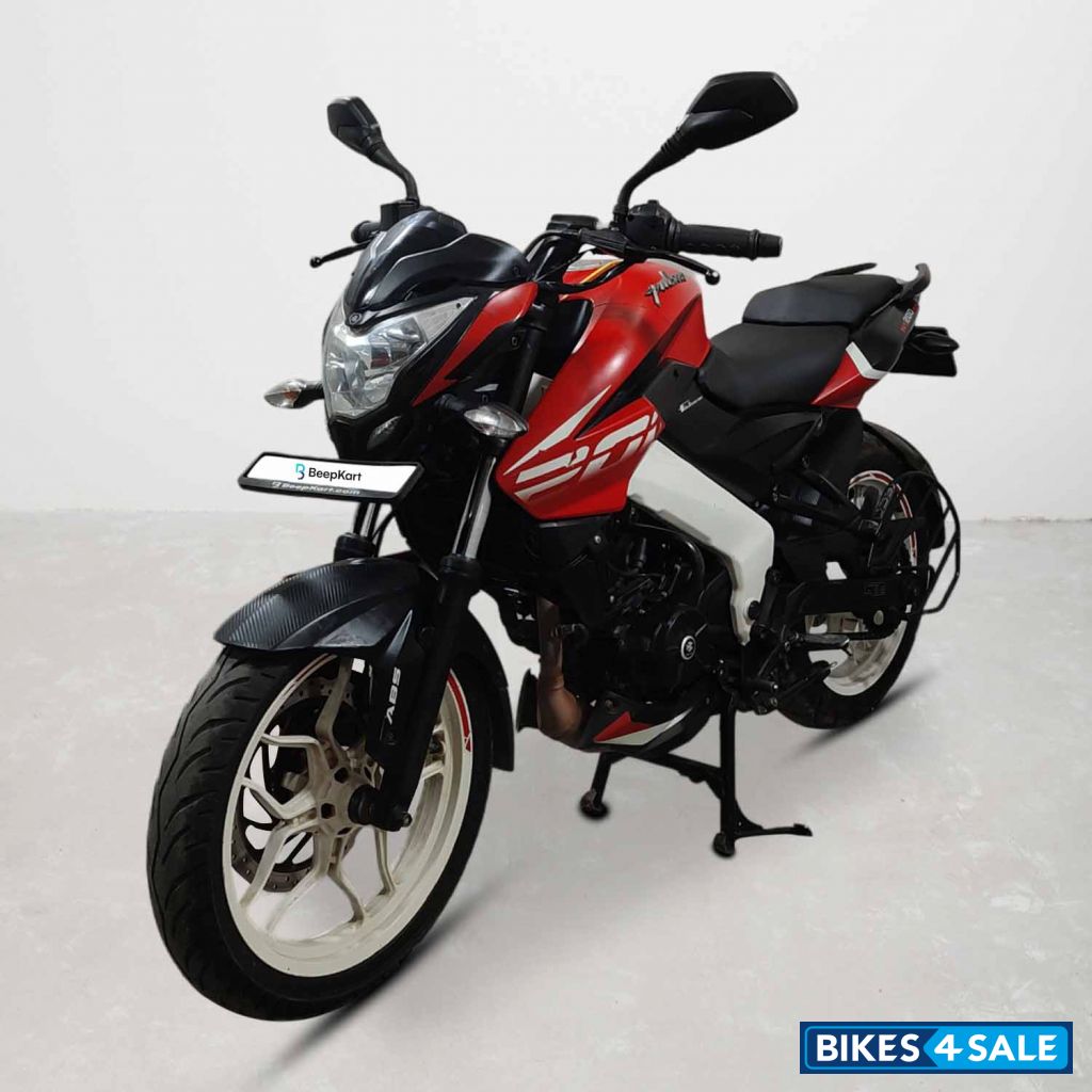 Bajaj Pulsar NS200