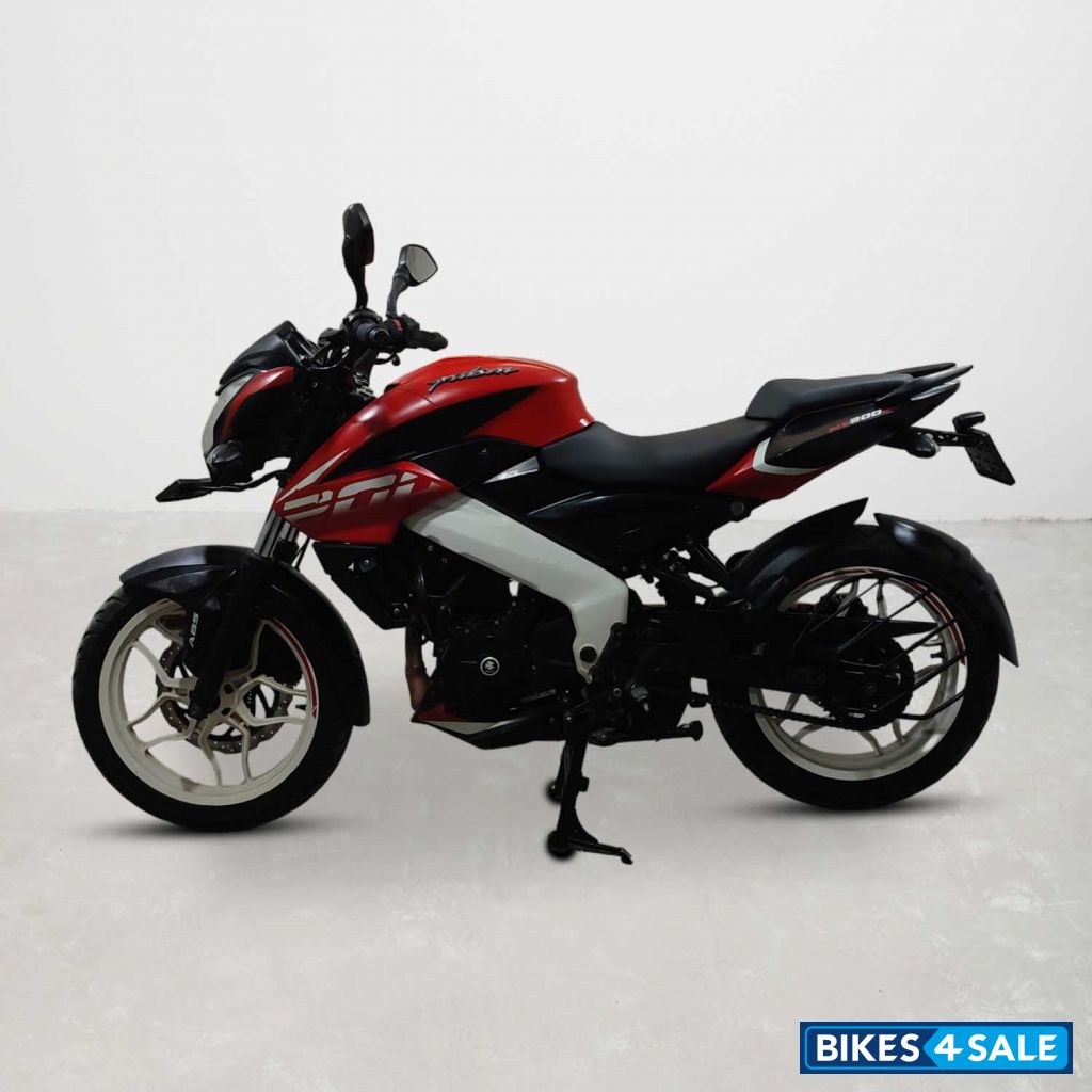 Bajaj Pulsar NS200