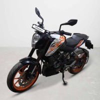 KTM Duke 125