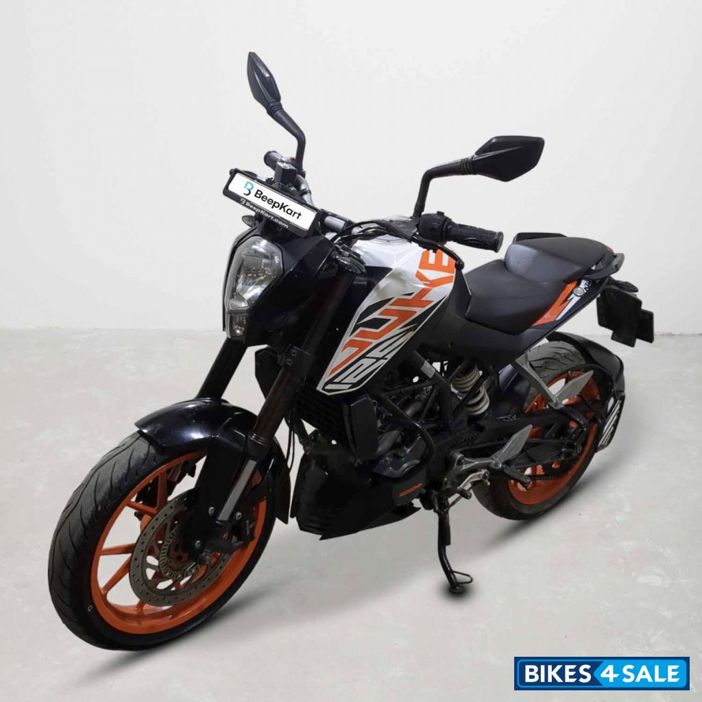KTM Duke 125