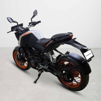 KTM Duke 125