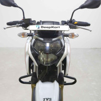 TVS Apache RTR 200 4V