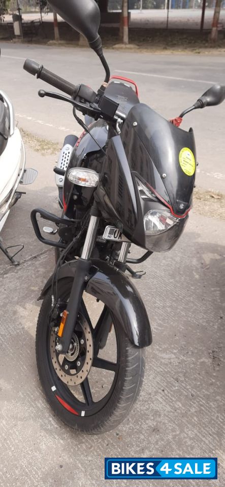 Bajaj Pulsar 150 Neon BS6