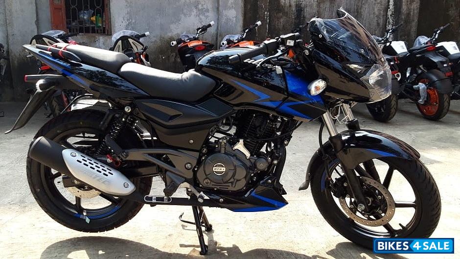 Decal Blue Colour Bajaj Pulsar 150 Twin Disc BS6
