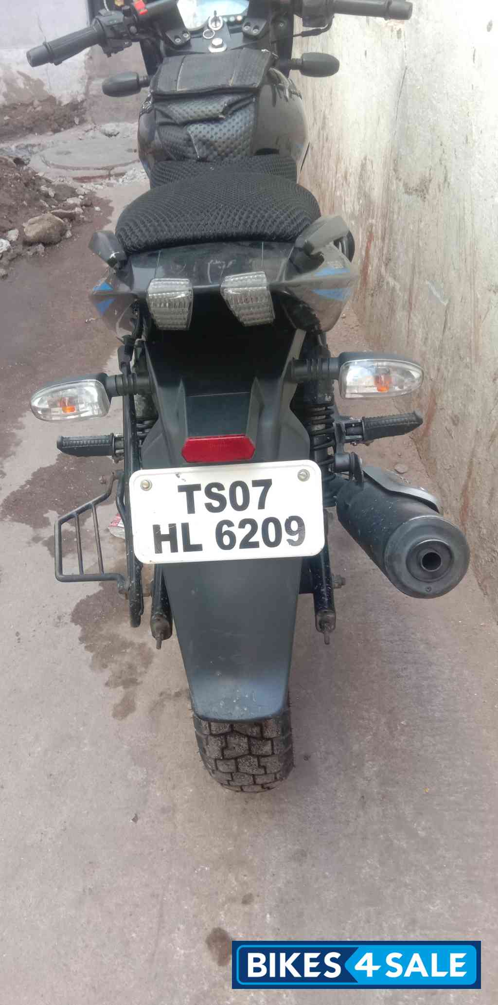 Decal Blue Colour Bajaj Pulsar 150 Twin Disc BS6