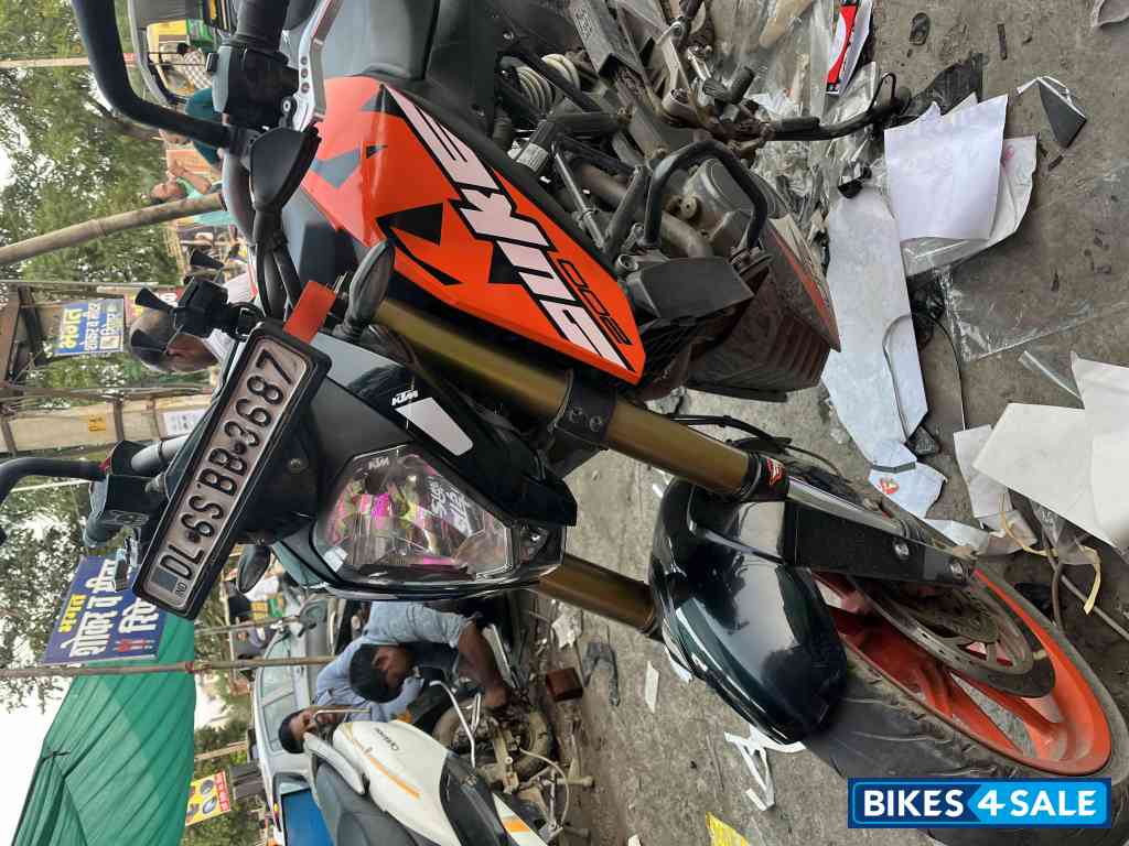 KTM Duke 125