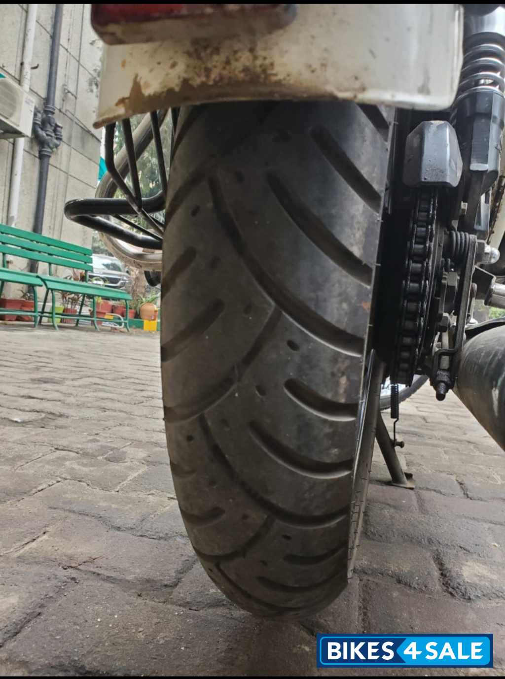 Ash (white) Royal Enfield Classic 350