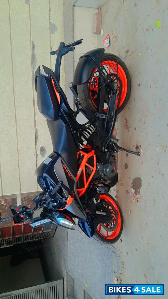KTM Duke 390 BS6