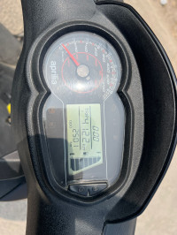 Aprilia SR 160 Carbon ABS