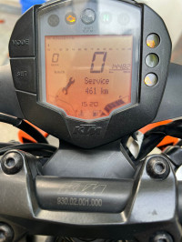 Ebony Black KTM Duke 250 2022