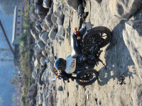 Royal Enfield Hunter 350 Metro