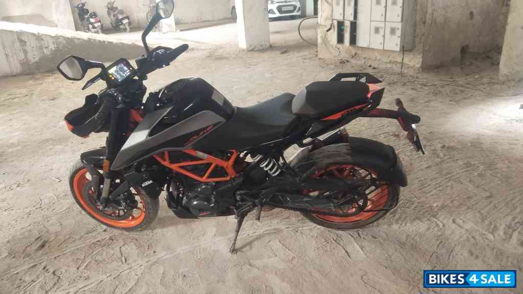 KTM Duke 390 2022