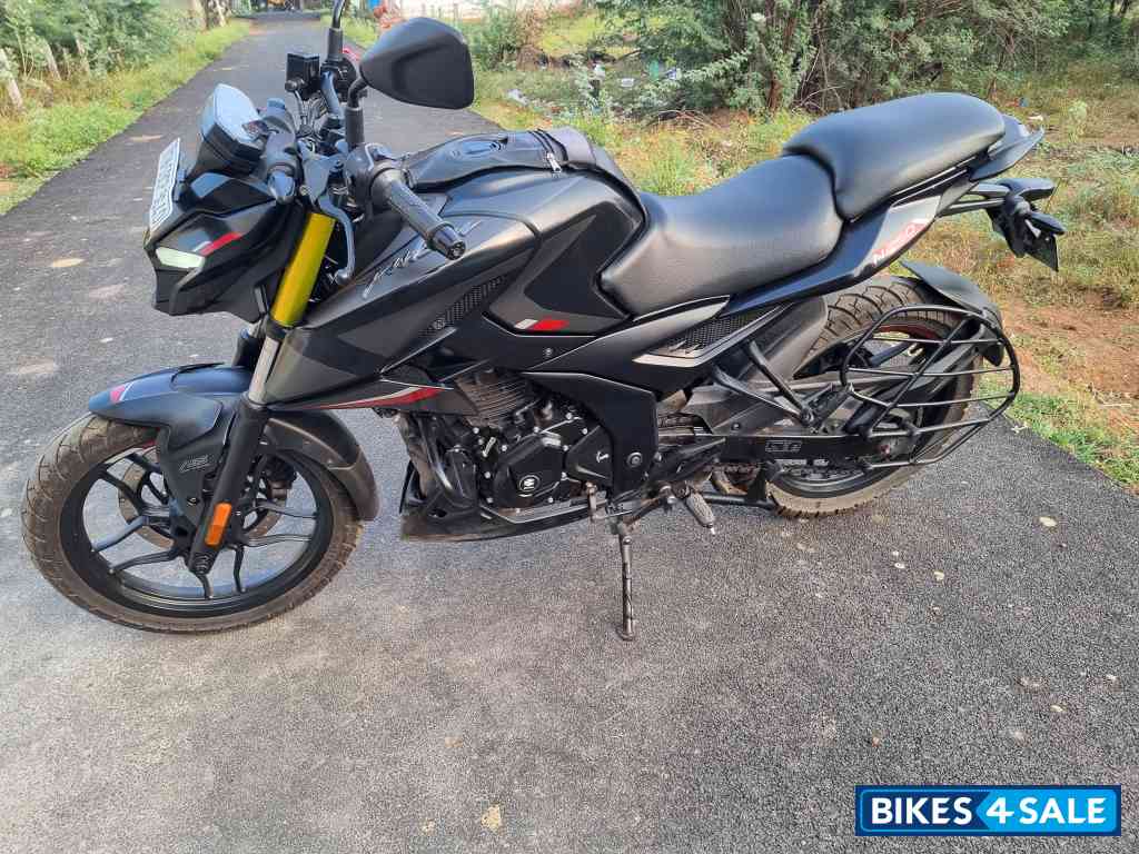 Black Bajaj Pulsar N250 Dual Channel ABS