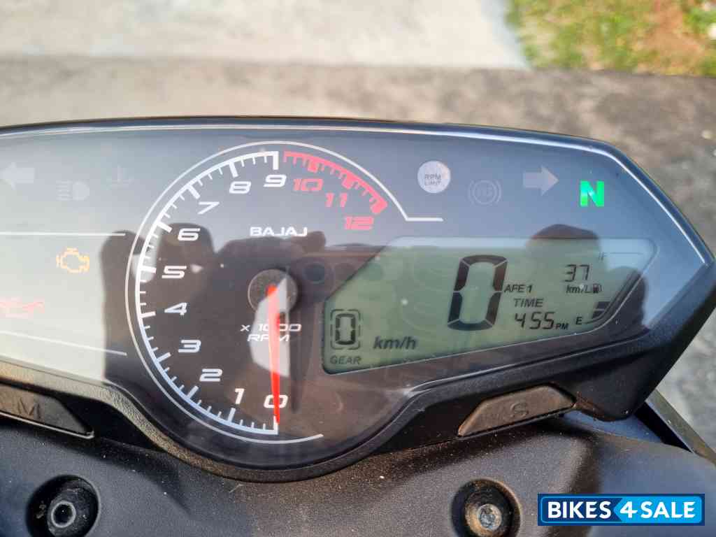 Black Bajaj Pulsar N250 Dual Channel ABS