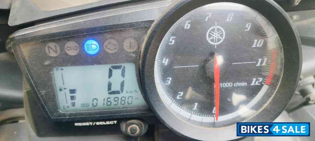 Black And Green Yamaha YZF R15 S