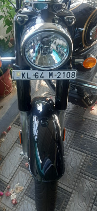 Black Royal Enfield 2023 Bullet 350