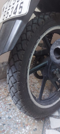 Black TVS Apache RTR 160