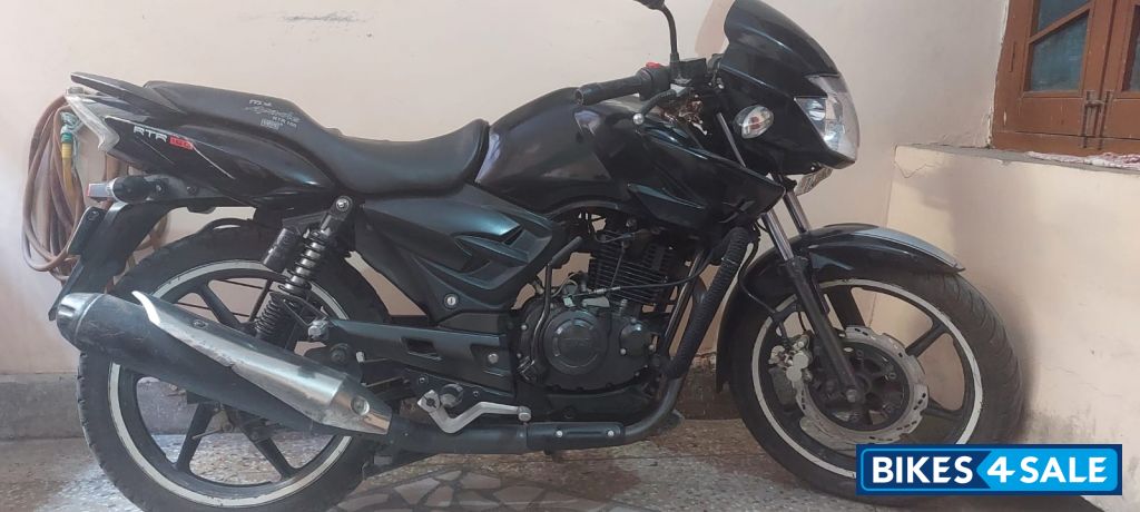 Black TVS Apache RTR 160 Black TVS Apache RTR 160