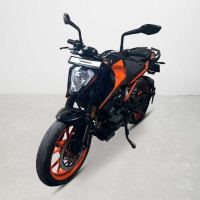 KTM Duke 200