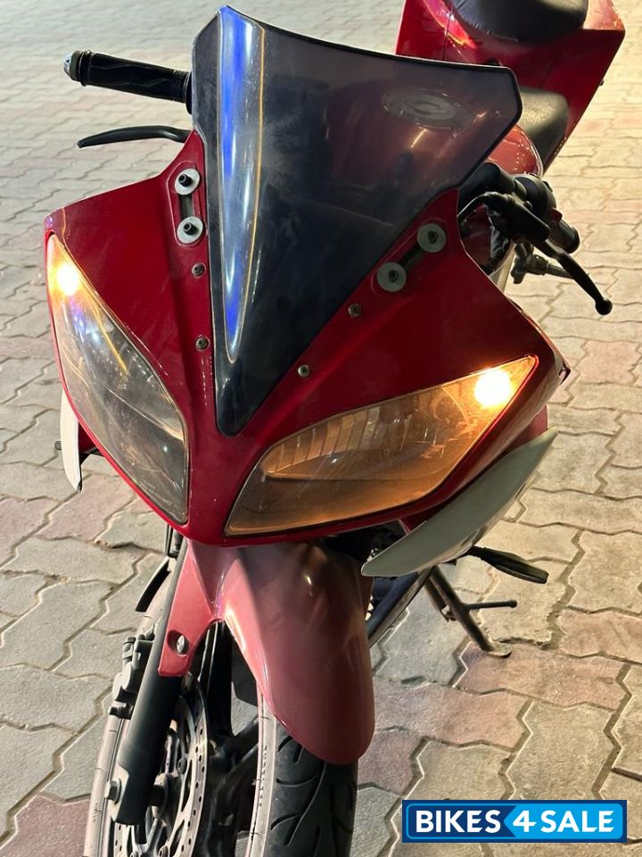 Yamaha YZF R15 V2 Yamaha YZF R15 V2