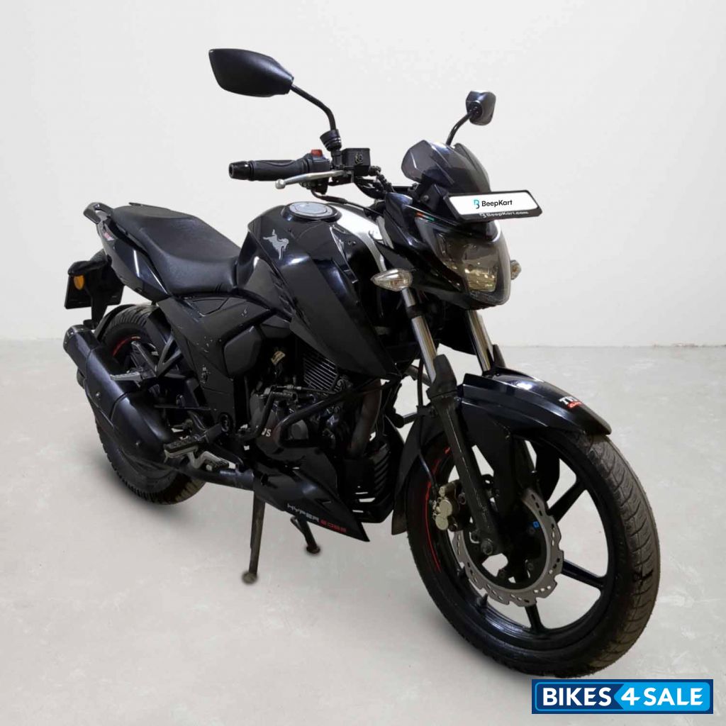 TVS Apache RTR 160 4V
