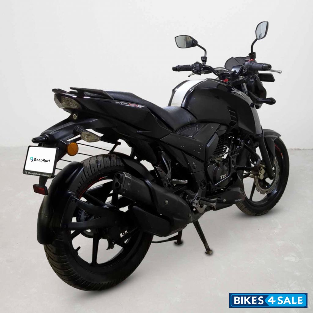 TVS Apache RTR 160 4V