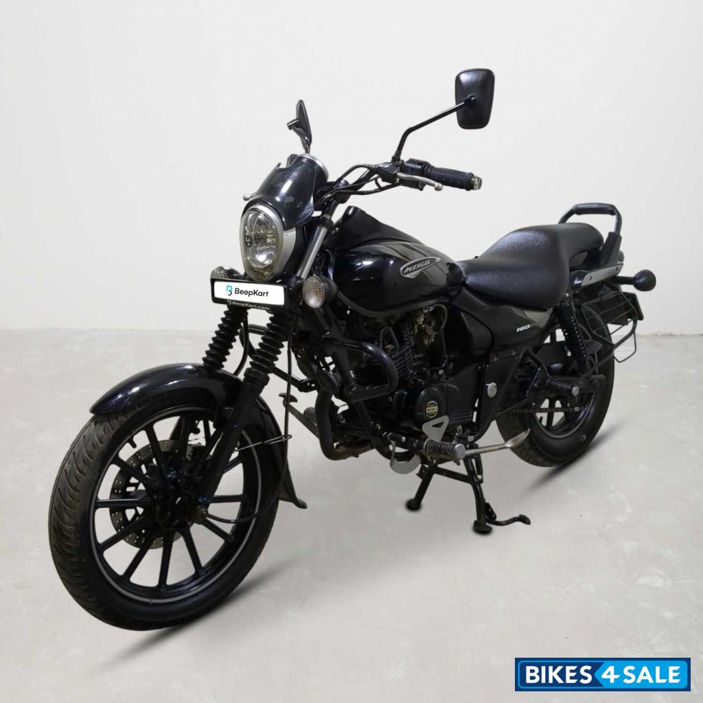 Bajaj Avenger Street 180
