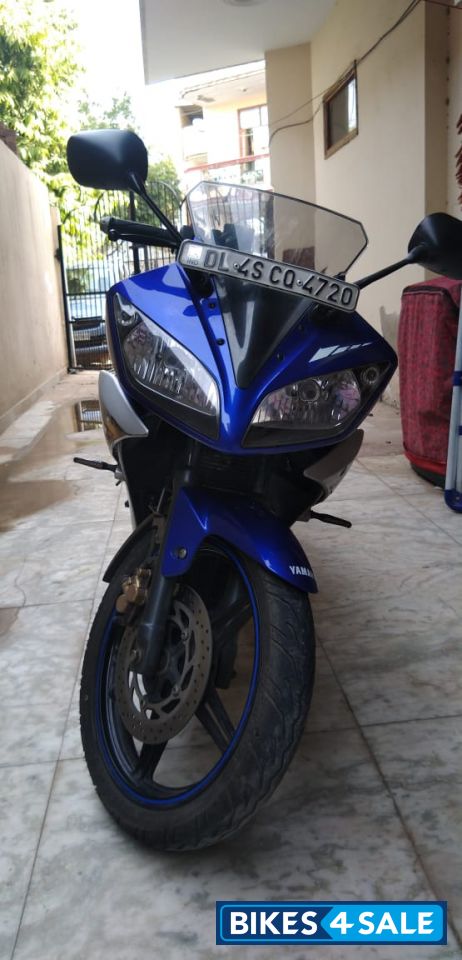 Yamaha YZF R15 V2