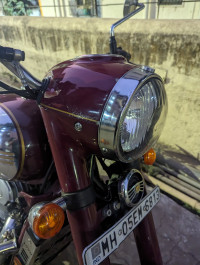 Maroon Jawa Jawa BS6