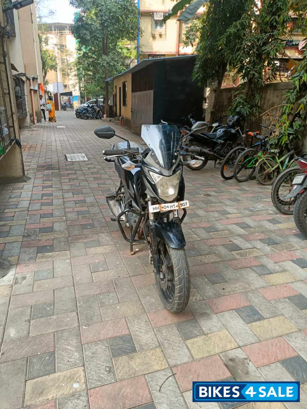 Honda CB Hornet 160R