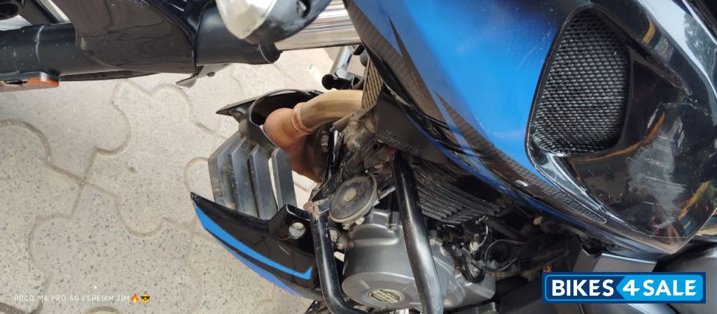 Bajaj Pulsar 220F BS6