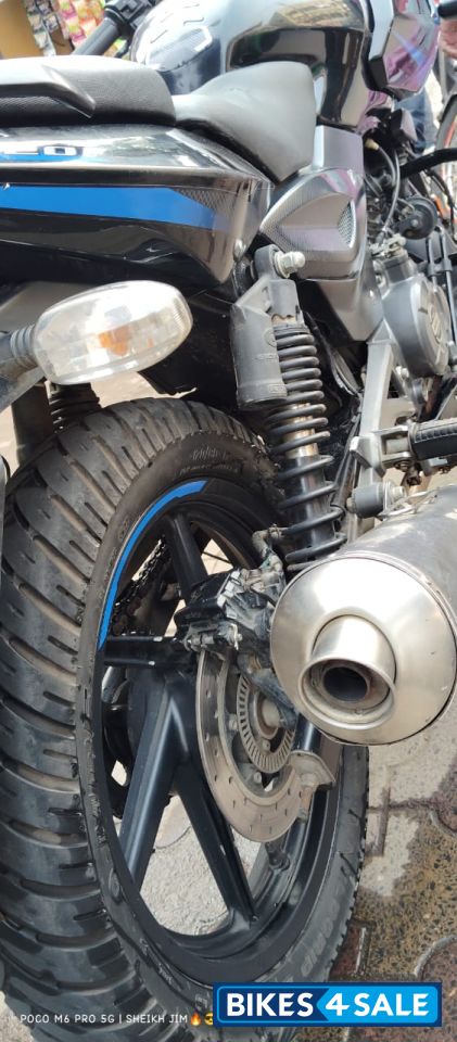 Bajaj Pulsar 220F BS6