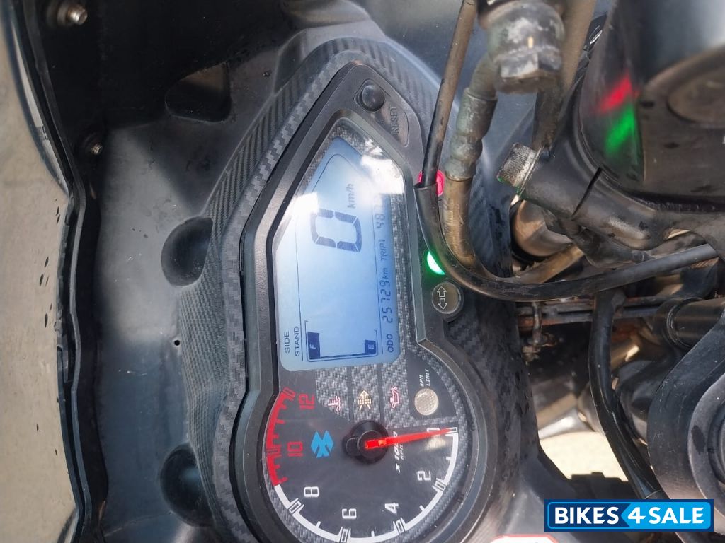 Bajaj Pulsar 220 DTSi