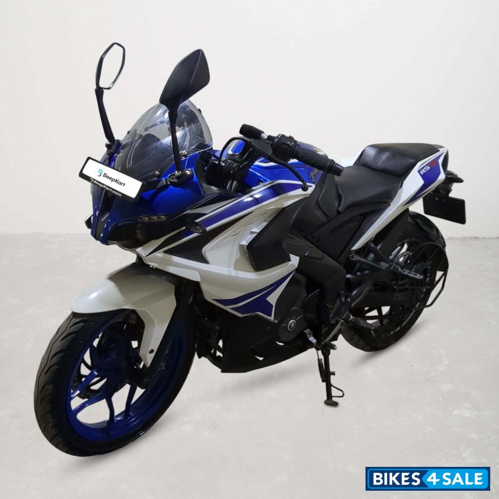 Bajaj Pulsar RS 200